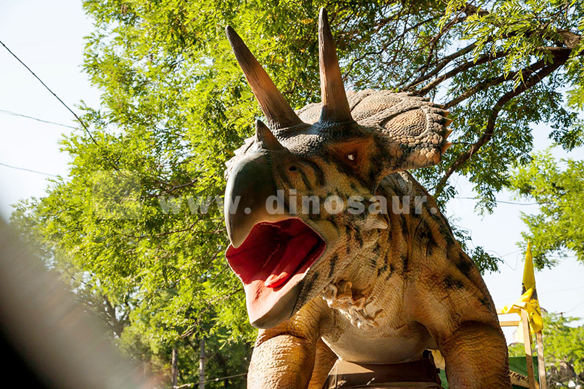 仿真恐龙制作模型