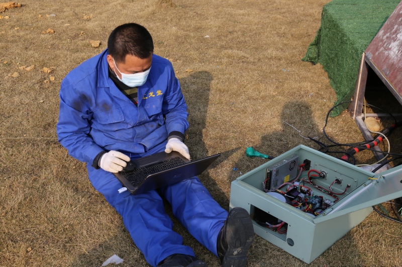 仿真恐龙控制系统调试--生产现场-汇龙堂