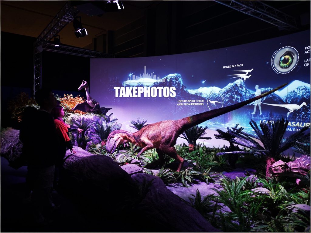 汇龙堂 × 新加坡科技馆：室内沉浸式仿真恐龙展出项目