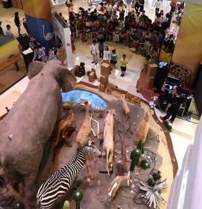 走进汇龙堂：一座"恐龙工厂"的15年匠心路 汇龙堂动态 汇龙堂